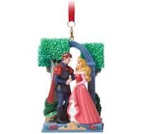 Polar Bear: Dad With Cub And Fridge 