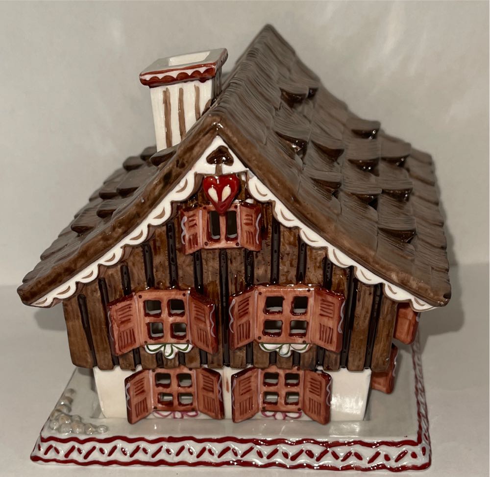 Villeroy & Boch Winter Chalet  ornament collectible - Main Image 3