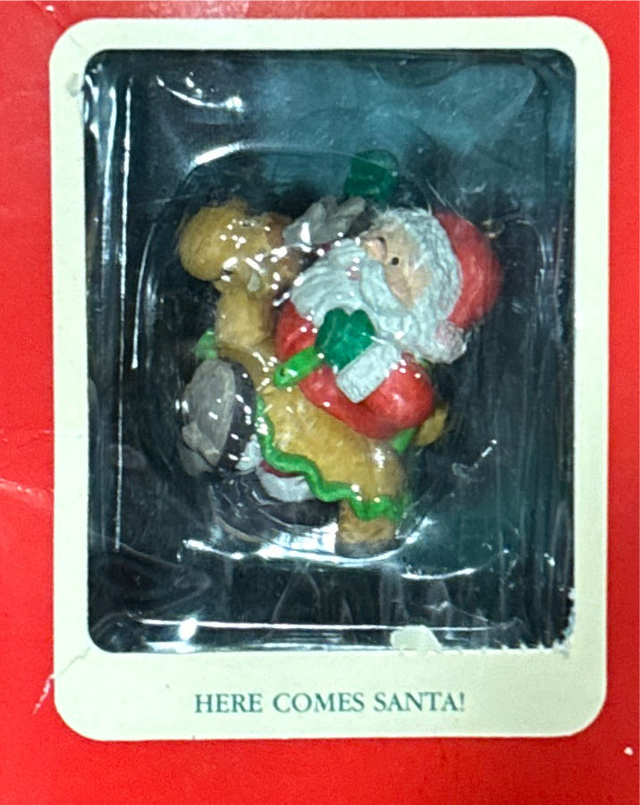 Here Comes Santa! - Vintage (Santa) ornament collectible - Main Image 3