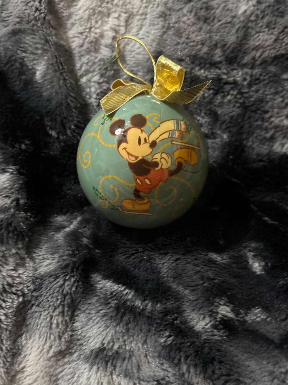 Hallmark Mountain Scene Tree Christmas Ornament