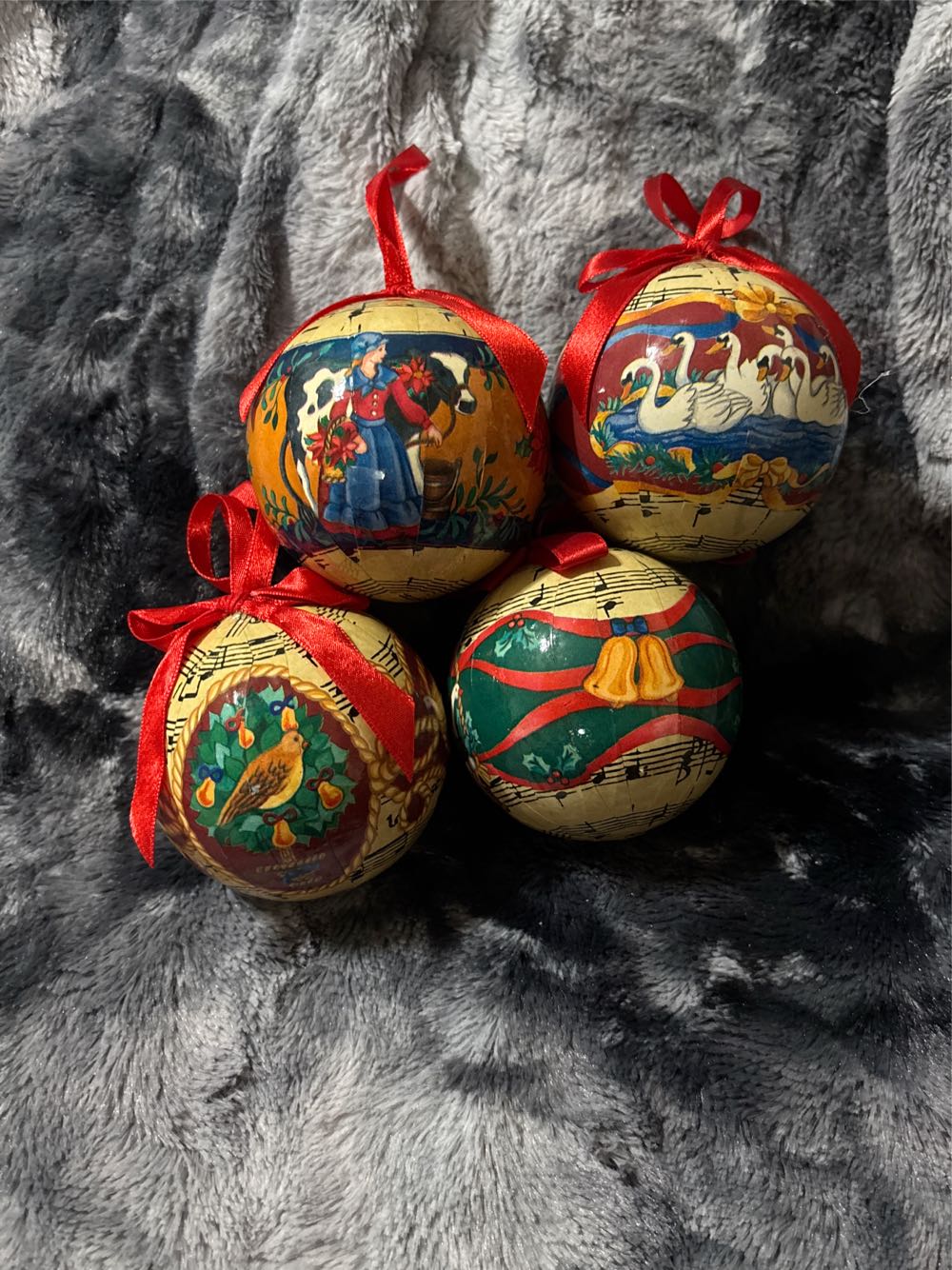 The Twelve Days Of Christmas Ornaments In Original Box  ornament collectible [Barcode 008246937005] - Main Image 3