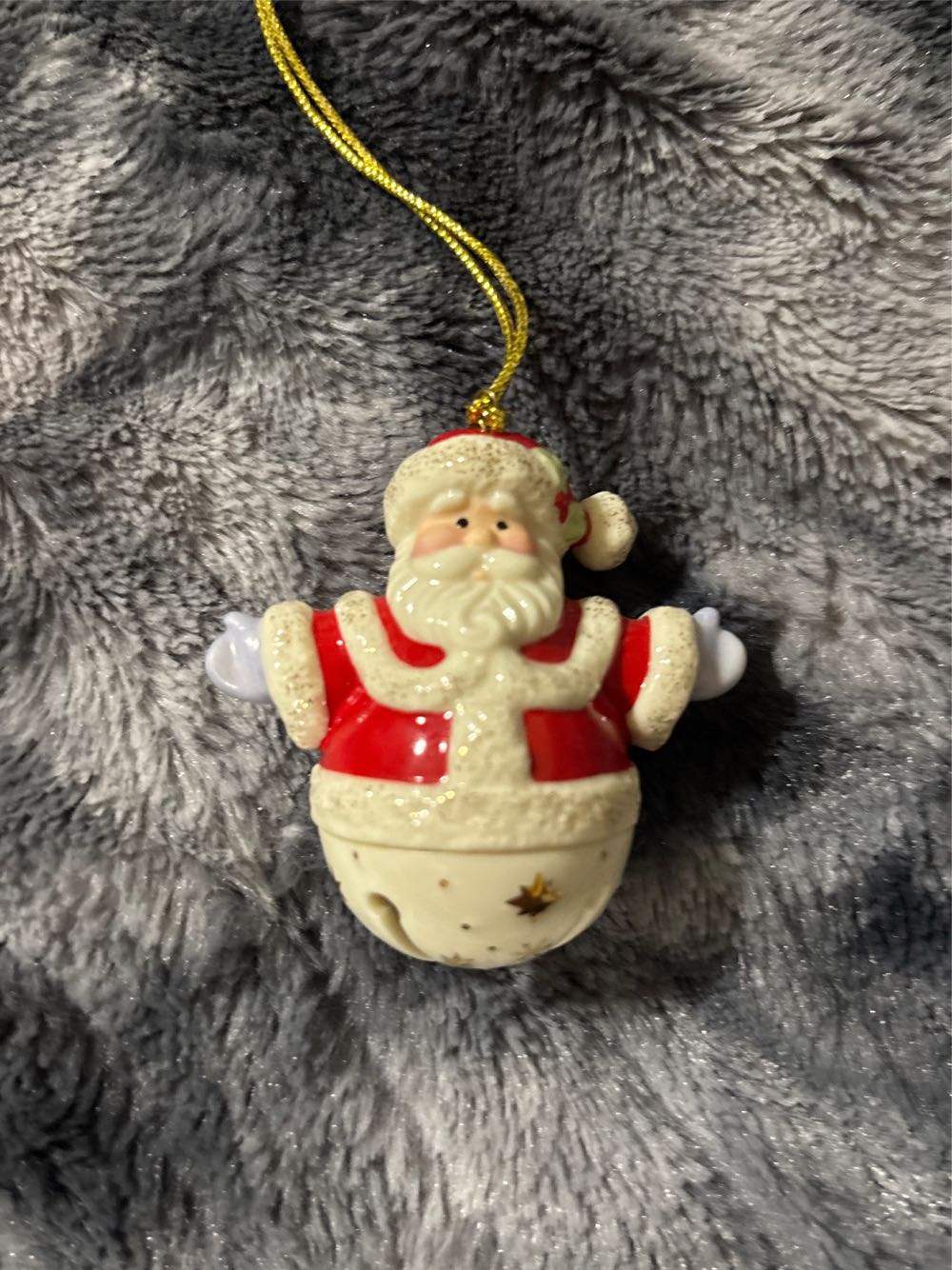 Lemax Village Collection Walking Family Set Of 2# 82605