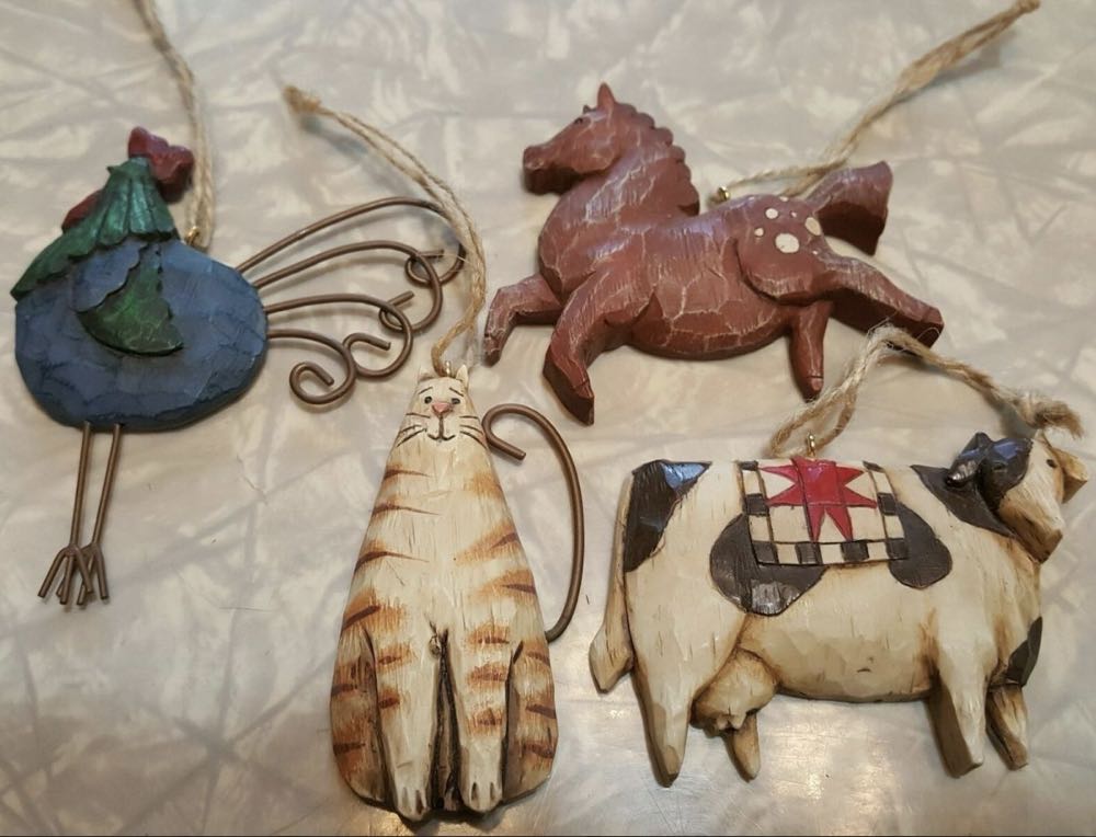 Animal Hanging Ornament - Christmas (Hanging Ornament, Jim Shore) ornament collectible - Main Image 2