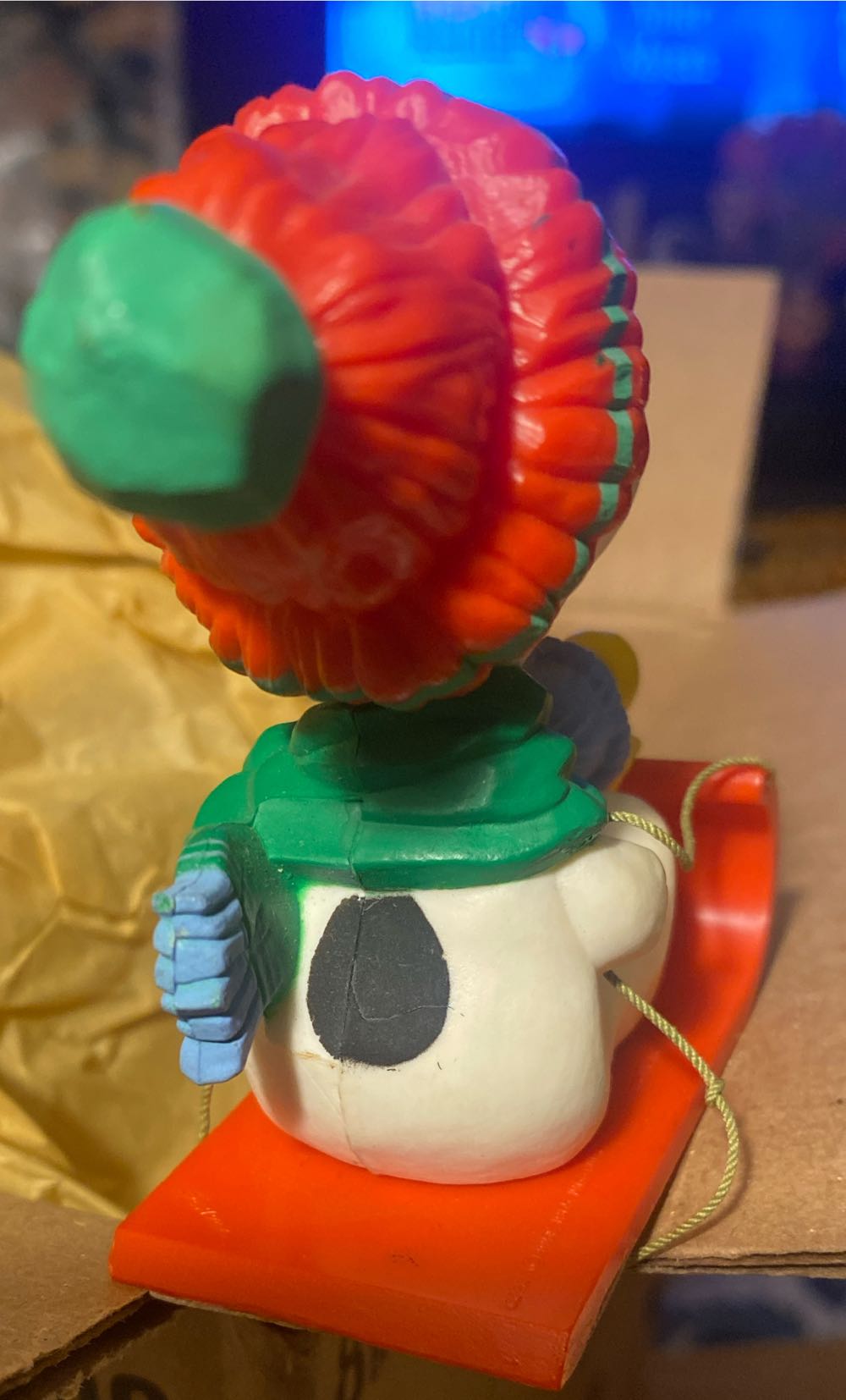 Hallmark Snoopy Stocking Hanger - Peanuts (Peanuts Gang) ornament collectible - Main Image 3