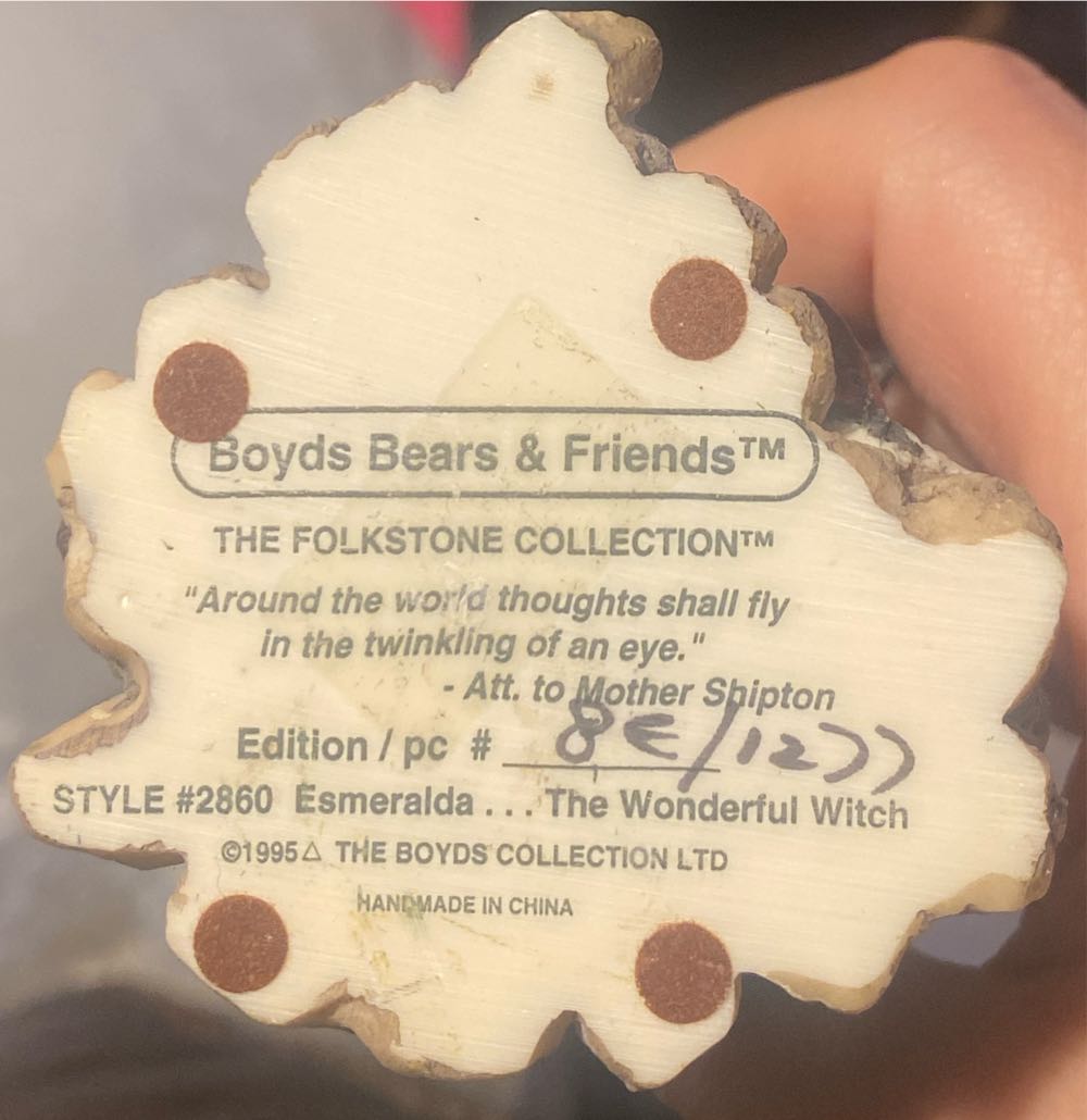 Boyds Bears & Friends The Folkstone Collection Esmeralda … The Wonderful Witch - Boyds Bears & Friends (Halloween, Witch, Cat, Jack-o-lanterns) ornament collectible - Main Image 4