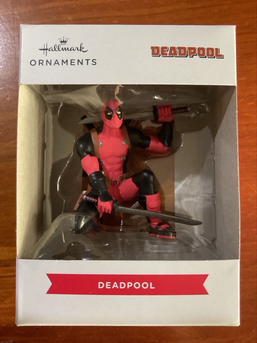 Hallmark Resin Hanging Marvel Deadpool - Marvel (Deadpool) ornament collectible [Barcode 9355693062820] - Main Image 1