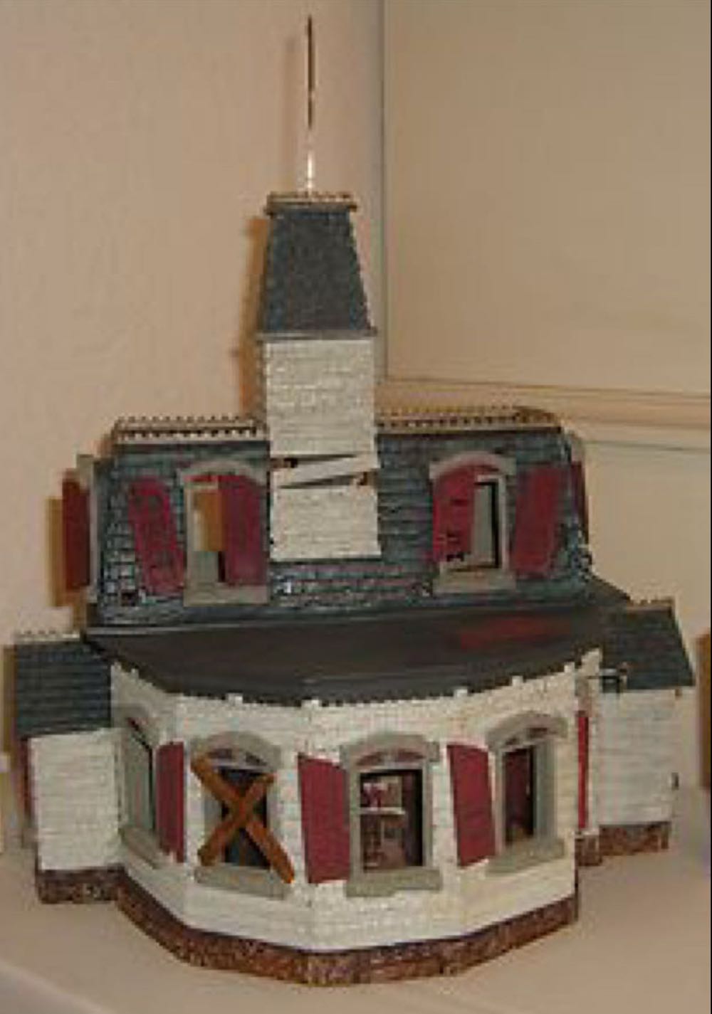 Halloween Collection Mansion On Ravenwood Lane - Halloween (Halloween Ravenwood Lane) ornament collectible [Barcode 400977520080] - Main Image 4