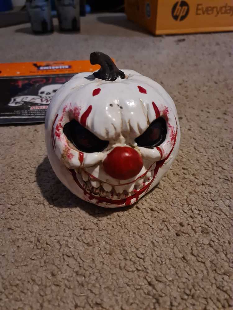 Clown Pumpkin  ornament collectible - Main Image 2