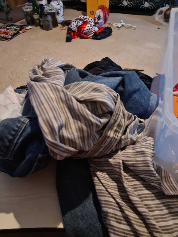 Deadpool: 1283: Deadpool In Sweater