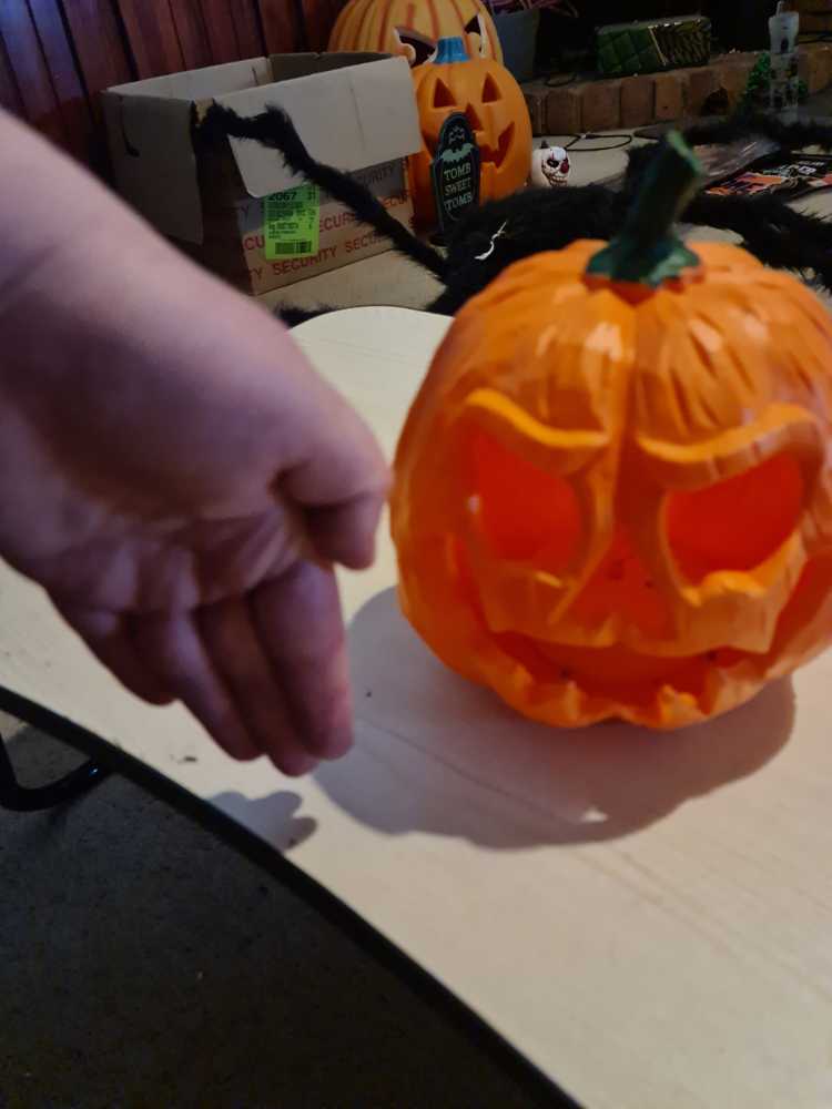 Pumpkin - Small  ornament collectible - Main Image 2