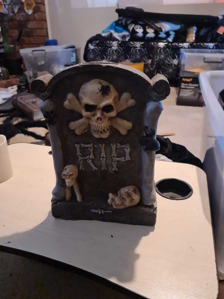 Chirping Christmas Box