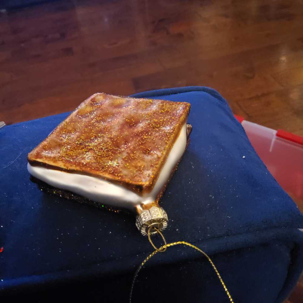 Santa Big Head with Wreath*