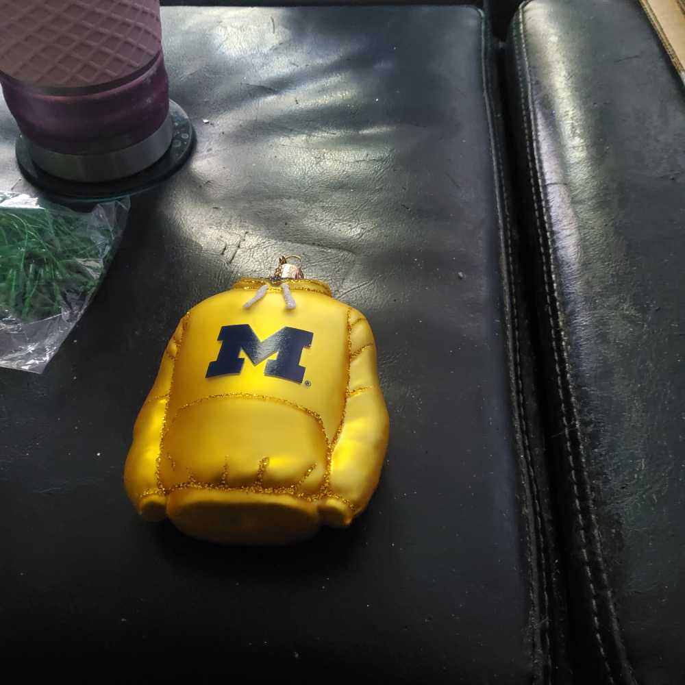 North Carolina With Dogwood And Cardinal