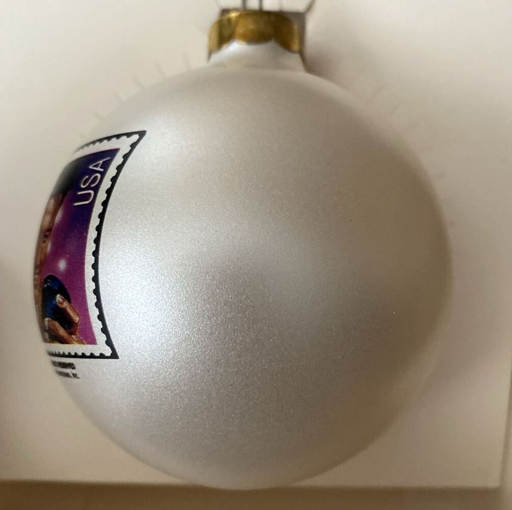 Vtg Elvis Presley Classic 29¢ Stamp - Elvis (Music) ornament collectible [Barcode 040766033010] - Main Image 2