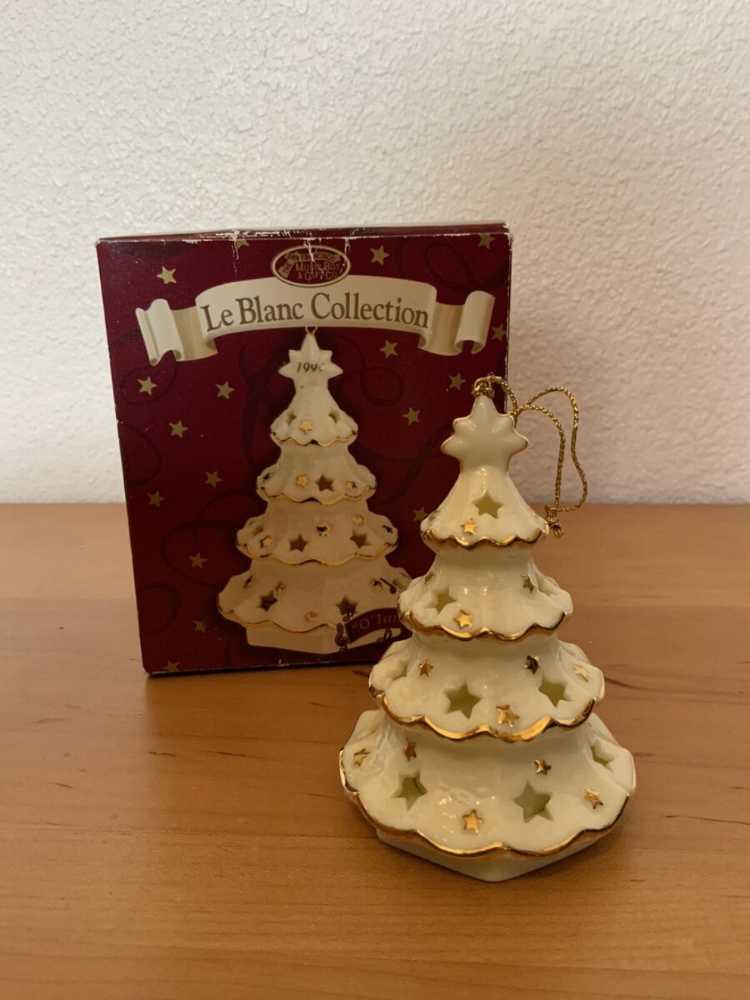 Disney 100 Chip And  Dale