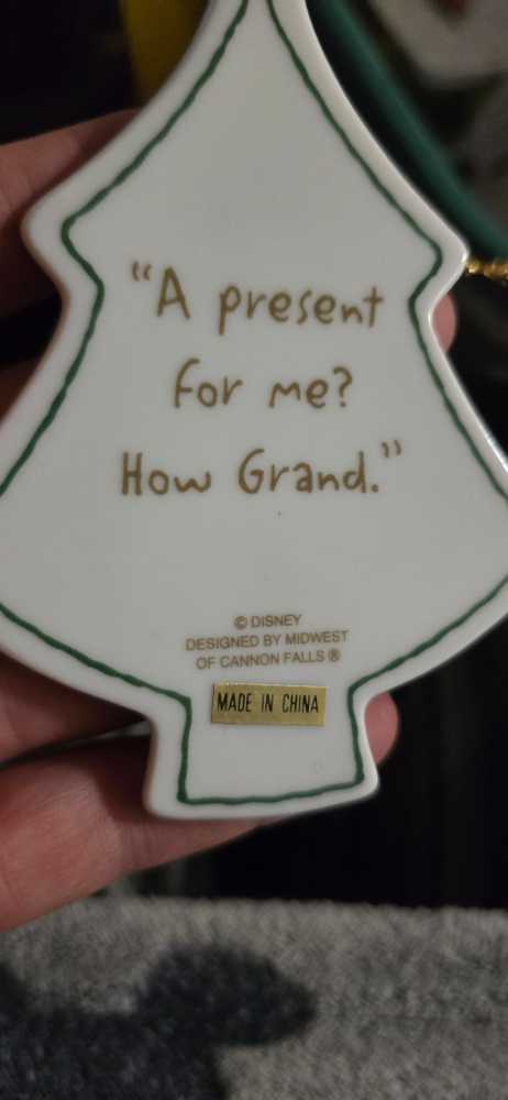 Disney Classic Pooh Porcelain Present For How Grand Tree New Friends Mcf ”a Grand”  ornament collectible [Barcode 738449256718] - Main Image 2