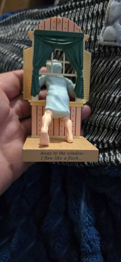 Hallmark The Night Before Christmas  Away  To Window  ornament collectible - Main Image 2