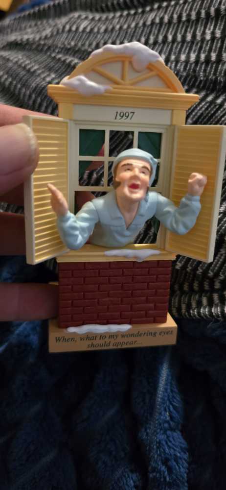 Hallmark The Night Before Christmas  Away  To Window  ornament collectible - Main Image 3