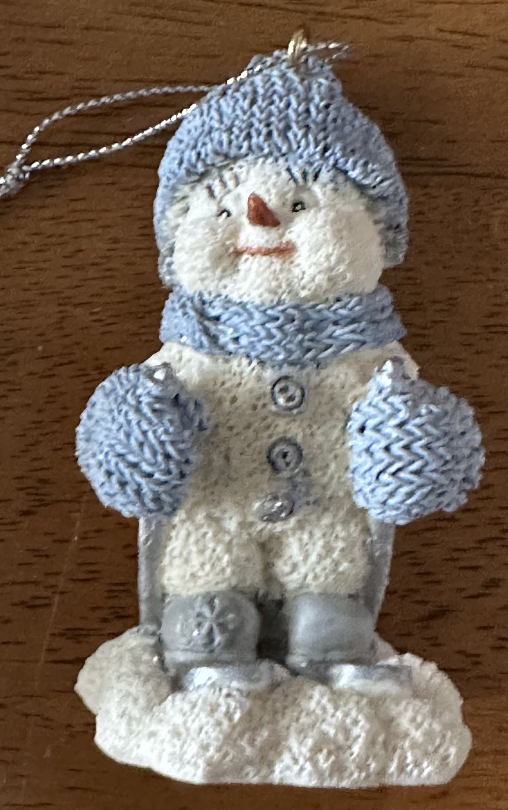 Snow Buddies ”the Skier” - Snowbuddies (Christmas) ornament collectible [Barcode 785275942162] - Main Image 3