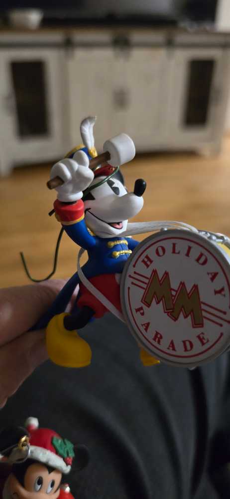 Mickey Holiday Parade Drum  ornament collectible - Main Image 2