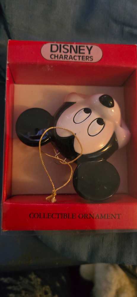 SeaWorld Orlando Passholder Glass Wave