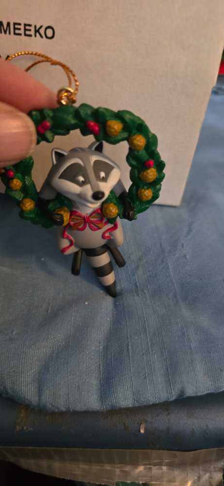 26231 #139 MEEKO  ornament collectible - Main Image 2