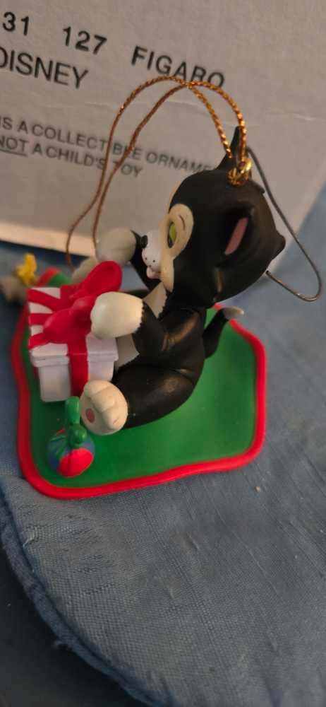 26231 # 127 FIGARO   ornament collectible - Main Image 2