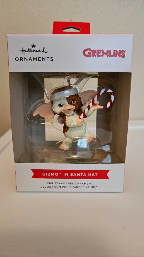 Gizmo In Santa Hat - Gremlins (Gremlins) ornament collectible [Barcode 661127046465] - Main Image 2