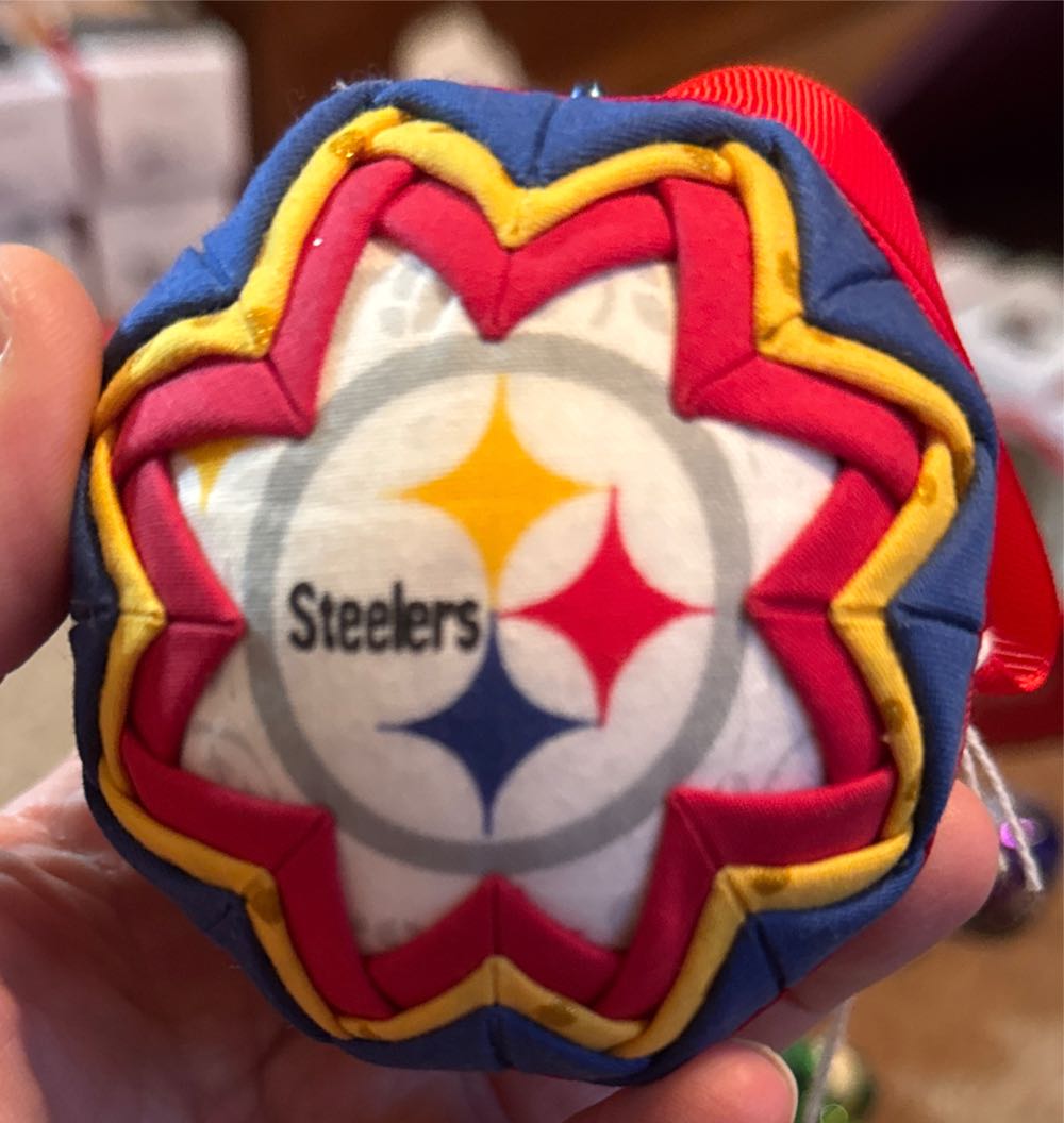 Ornament Central Lawyer Ornament Female Brown Hair