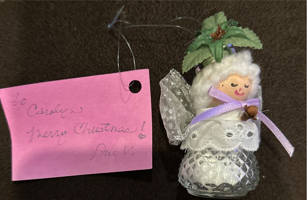 Angel Salt Shaker  (Angel) ornament collectible - Main Image 2