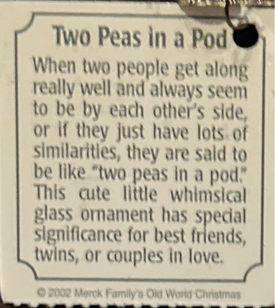 Glass - Two Peas in a Pod  ornament collectible - Main Image 2