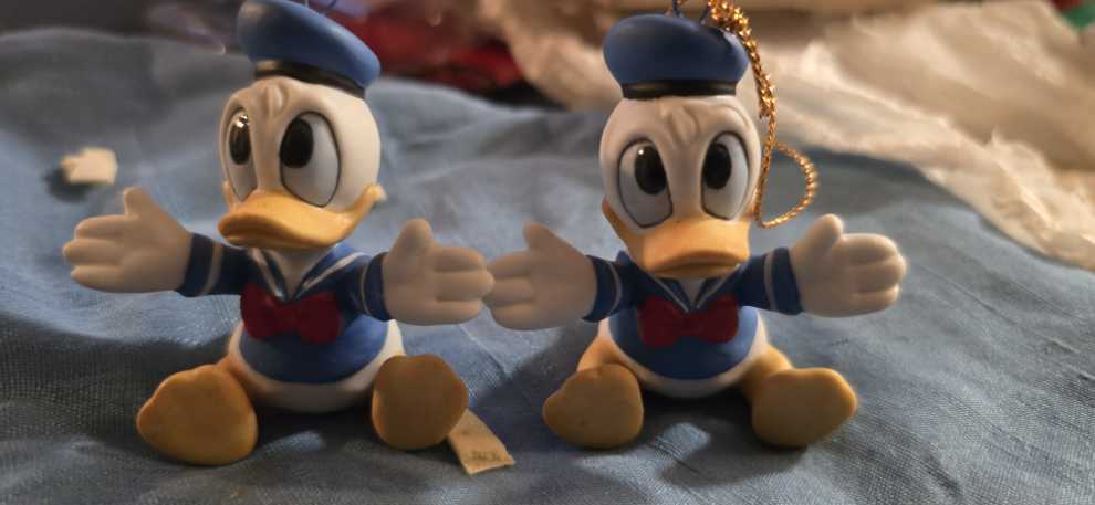 Schmid Donald Outstretched Hands  ornament collectible - Main Image 3