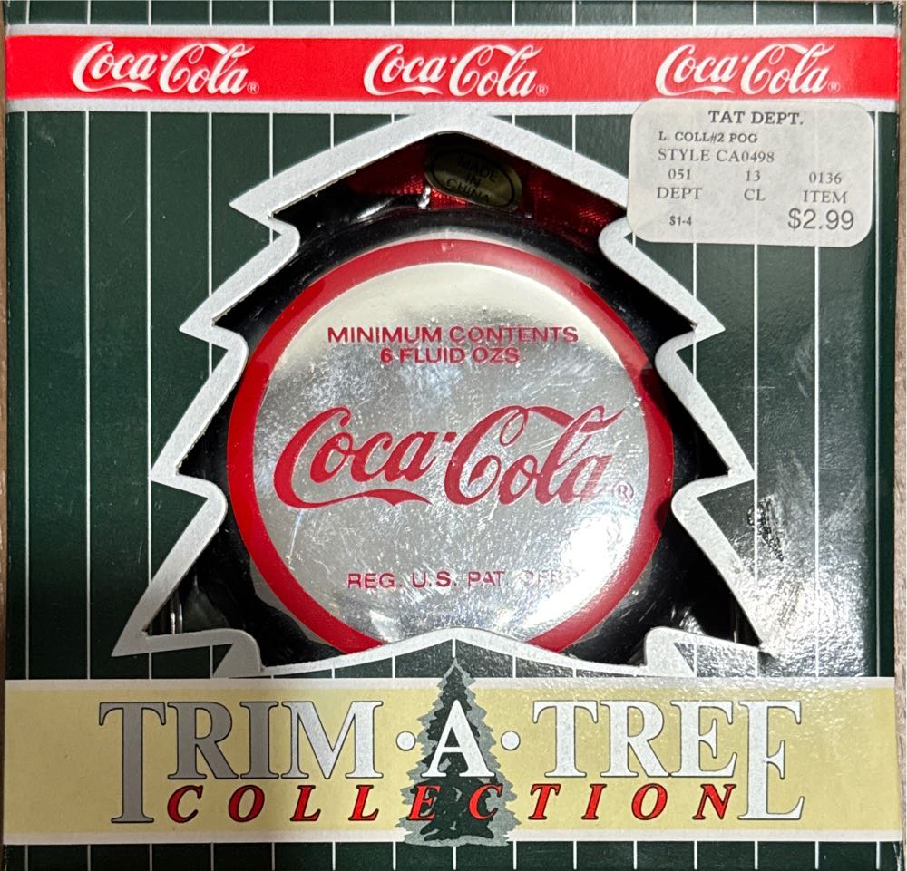 Coca-Cola Bottle Cap - Rollerblading Polar Bear Family - Trim-A-Tree Collection (Coca-Cola Bottle Cap) ornament collectible [Barcode 715429980290] - Main Image 2
