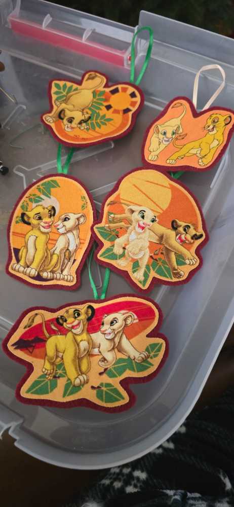 Lion King Clothe  ornament collectible - Main Image 2