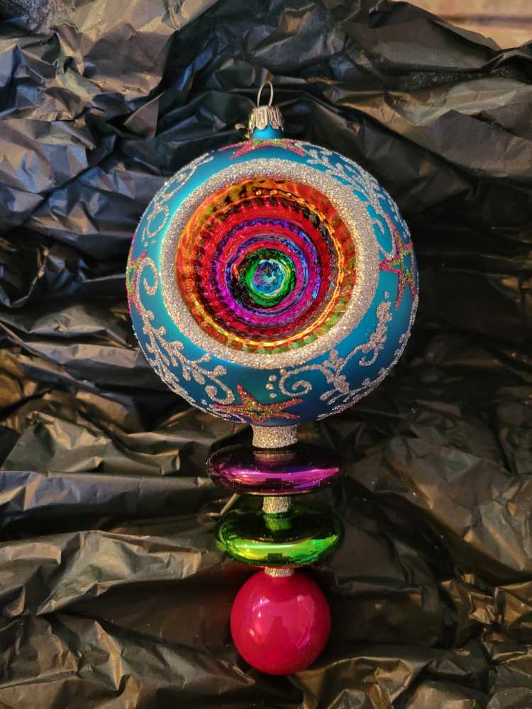 Shiny Silver Balls With White Glitter Snowflakes