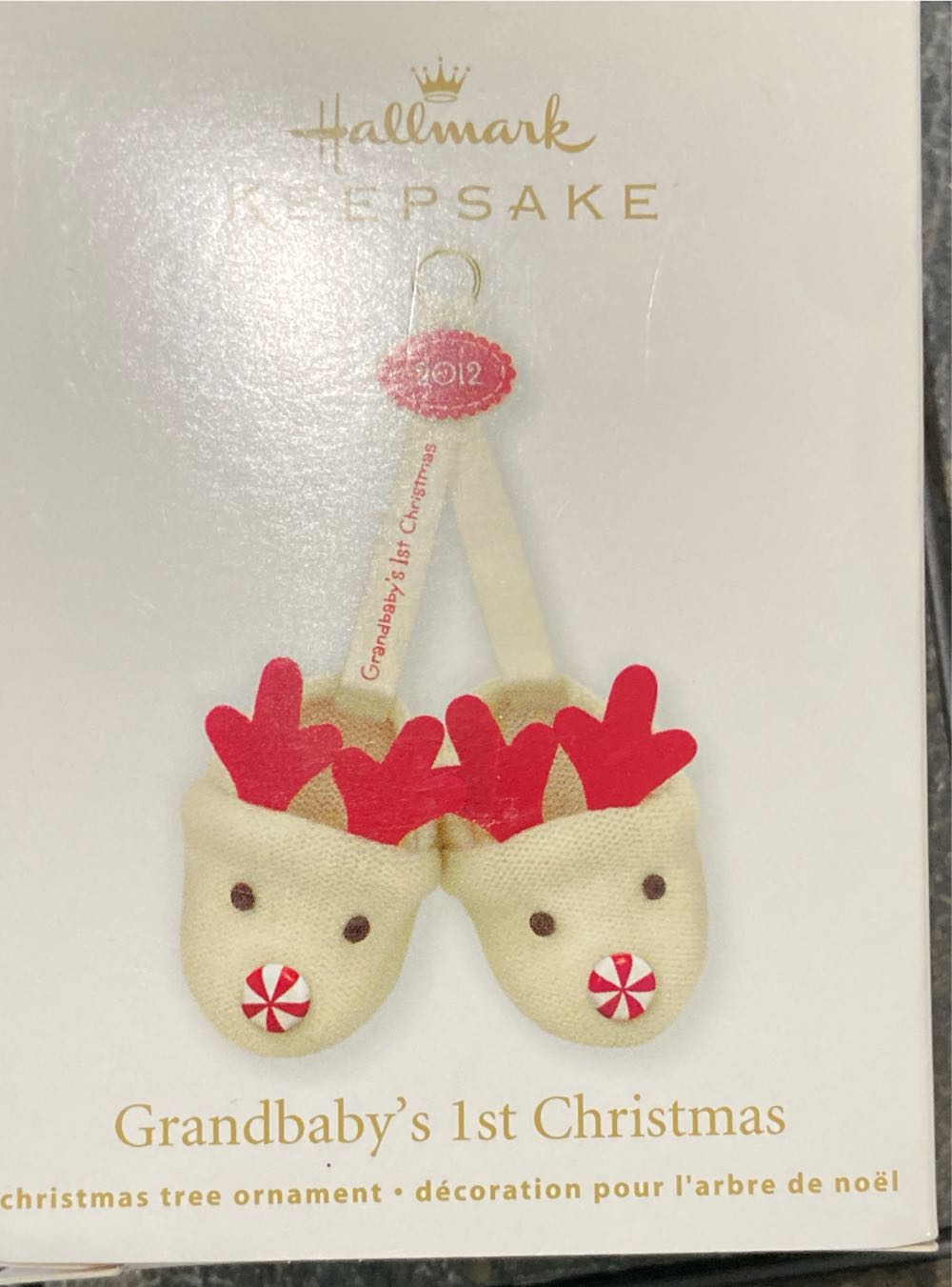 Hallmark Keepsake Ornament Grandbabys 1st Christmas - Grandchild 1st Christmas (Baby’s 1st Christmas) ornament collectible [Barcode 795902254643] - Main Image 2