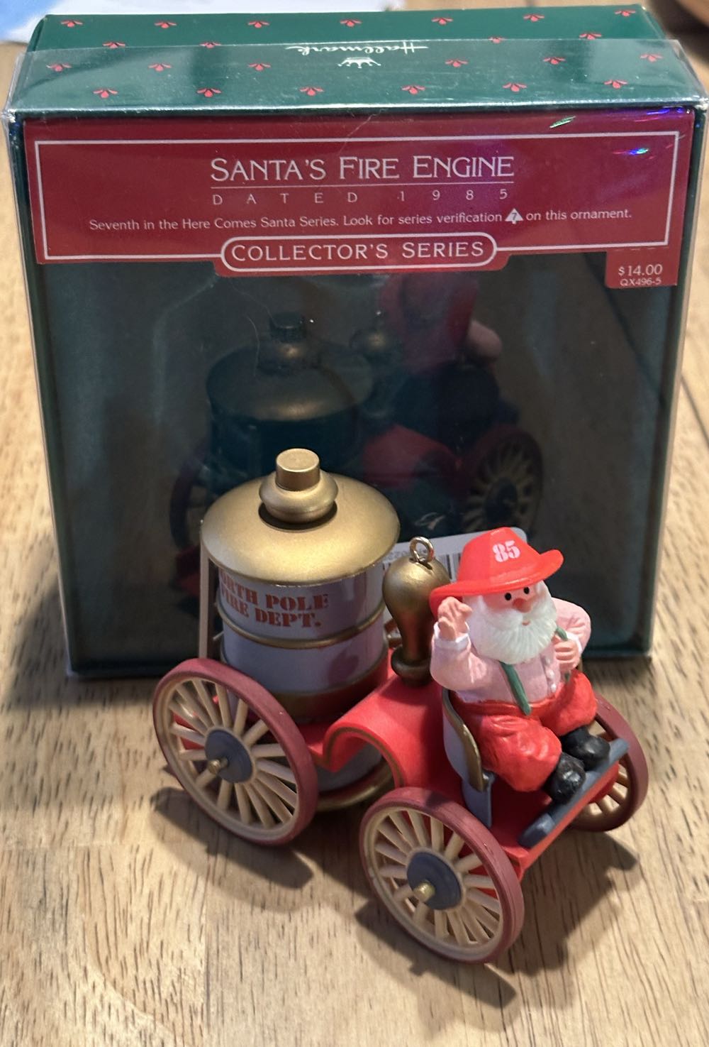 Santa’s Fire Engine 1985 - Hallmark Keepsake Ornament (Fire engine) ornament collectible - Main Image 2