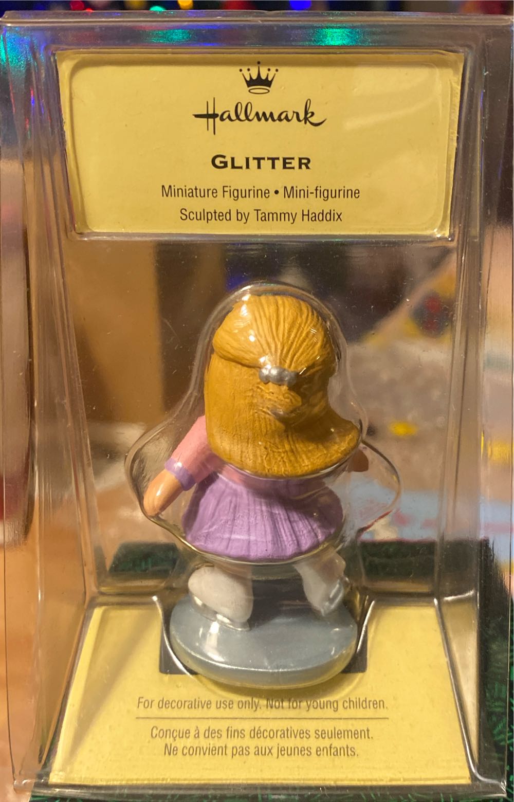 Merry Miniatures Kids! Collection Glitter Ice Skating Girl - Merry Miniatures Kids! Collection (Girl, Ice Skating) ornament collectible - Main Image 2