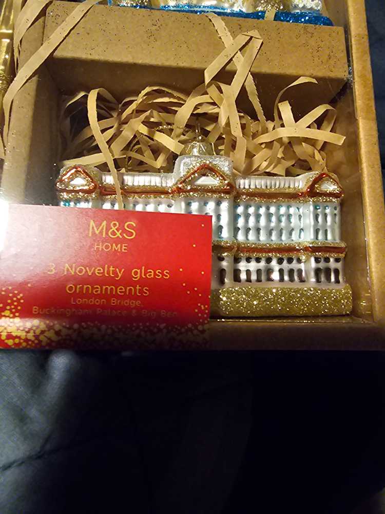 ASIA - Chinese Lantern Macys