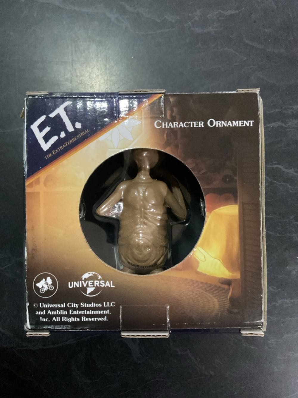 E.T. The Extra Terrestrial - E.T. The Extra Terrestrial ornament collectible [Barcode 9314783791378] - Main Image 2