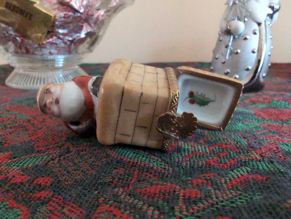 Limoge Box  ornament collectible - Main Image 3