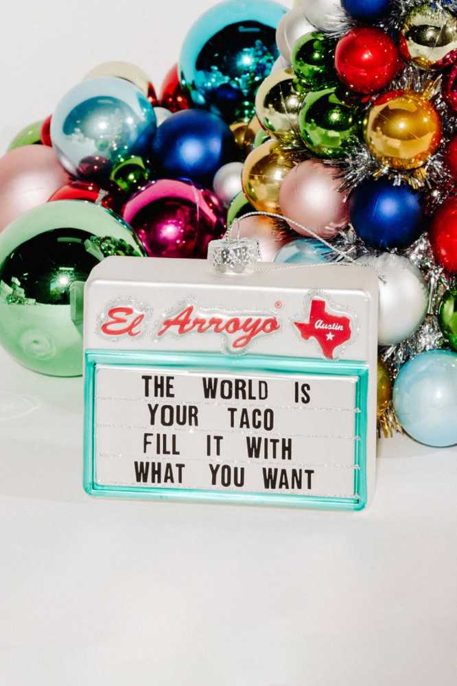 El Arroyo Guac Is Extra El Arroyo  (Food & Beverage) ornament collectible [Barcode 810019451201] - Main Image 2