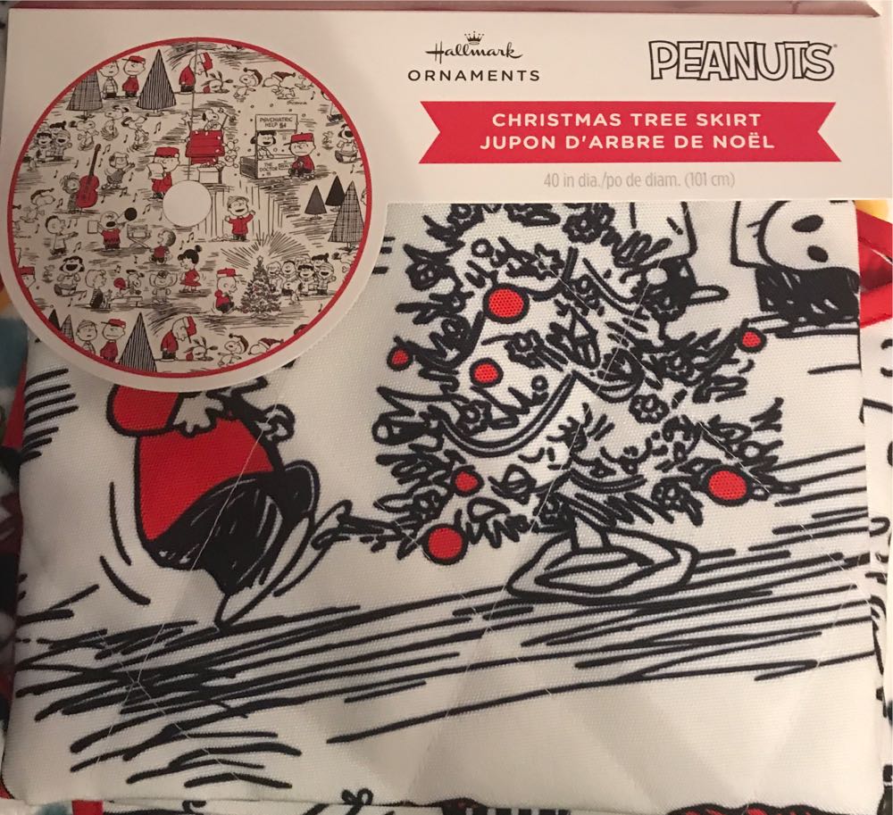 Peanuts Christmas Tree Skirt 40”  ornament collectible [Barcode 661127053913] - Main Image 2