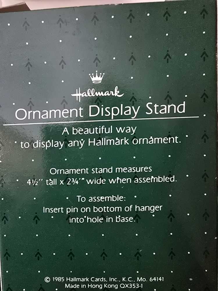Ornament Display 1984  ornament collectible - Main Image 2