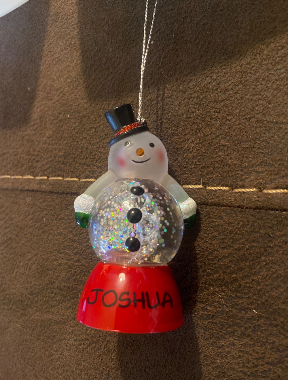 Enesco Dr. Seuss Grinch By Jim Shore Santa Grinch Sitting On Present Lit Hanging Ornament Figurine And Led Lights Stone Resin Hand Crafted Collectible Christmas Tree Ornaments 4.375 Inch Multicolor