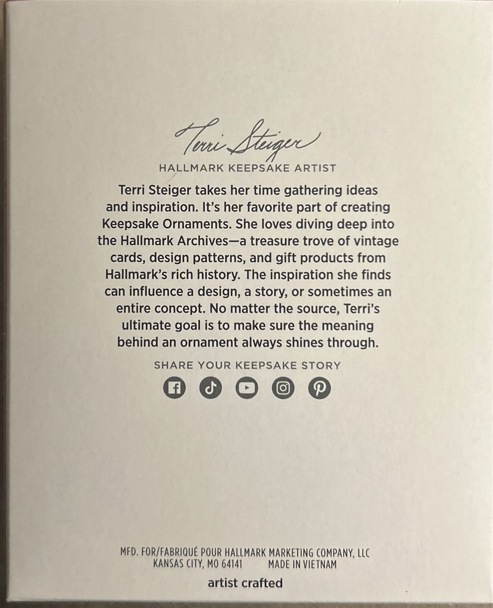 Our 1st Christmas - Family (Picture Ornament) ornament collectible [Barcode 661127023565] - Main Image 3