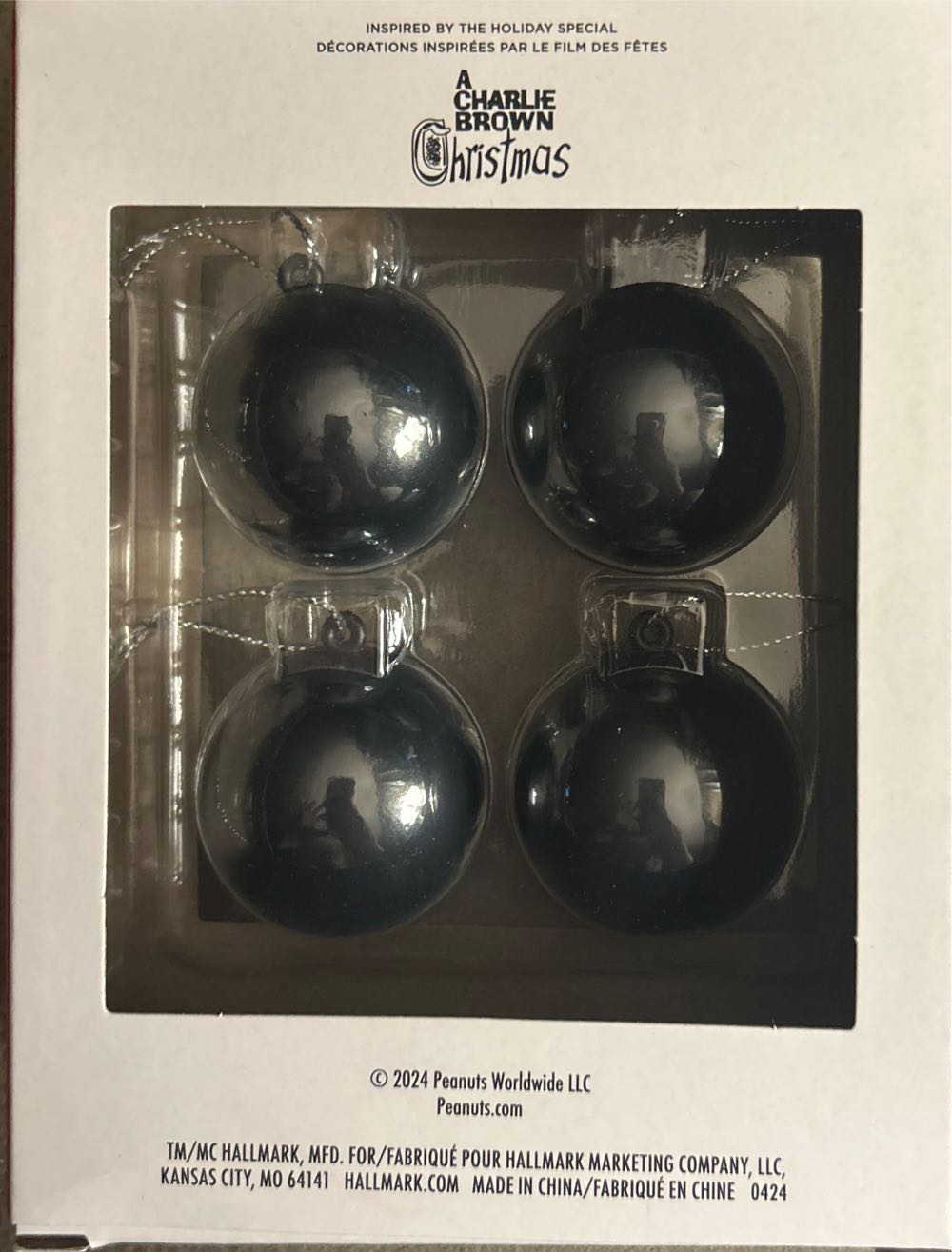 Peanuts - Peanuts Red Box ornament collectible [Barcode 661127061512] - Main Image 3