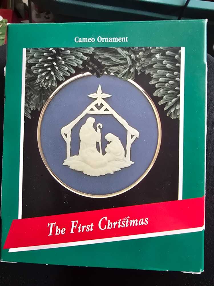 Coca Cola Town Square Collection Chandler’s Ski Resort Vintage In Box Chandlers Up Nib