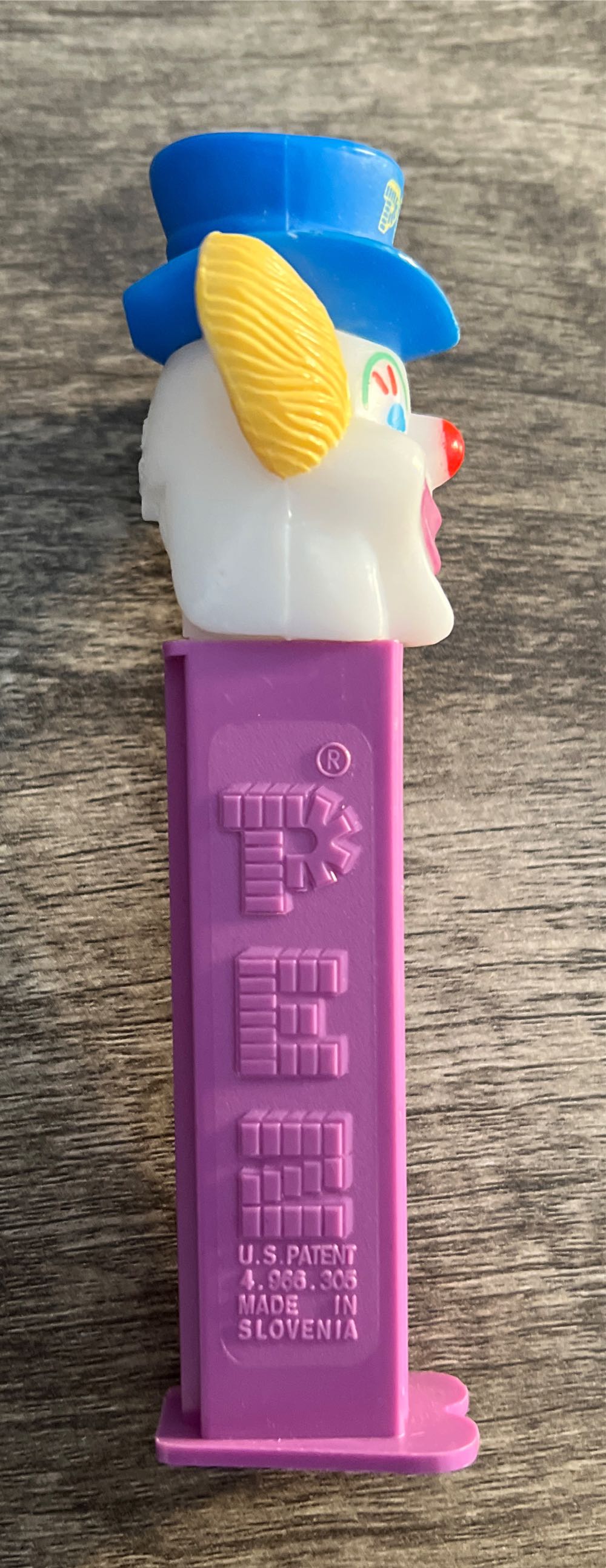 Peter Pez B - Peter Pez Clown pez collectible - Main Image 2