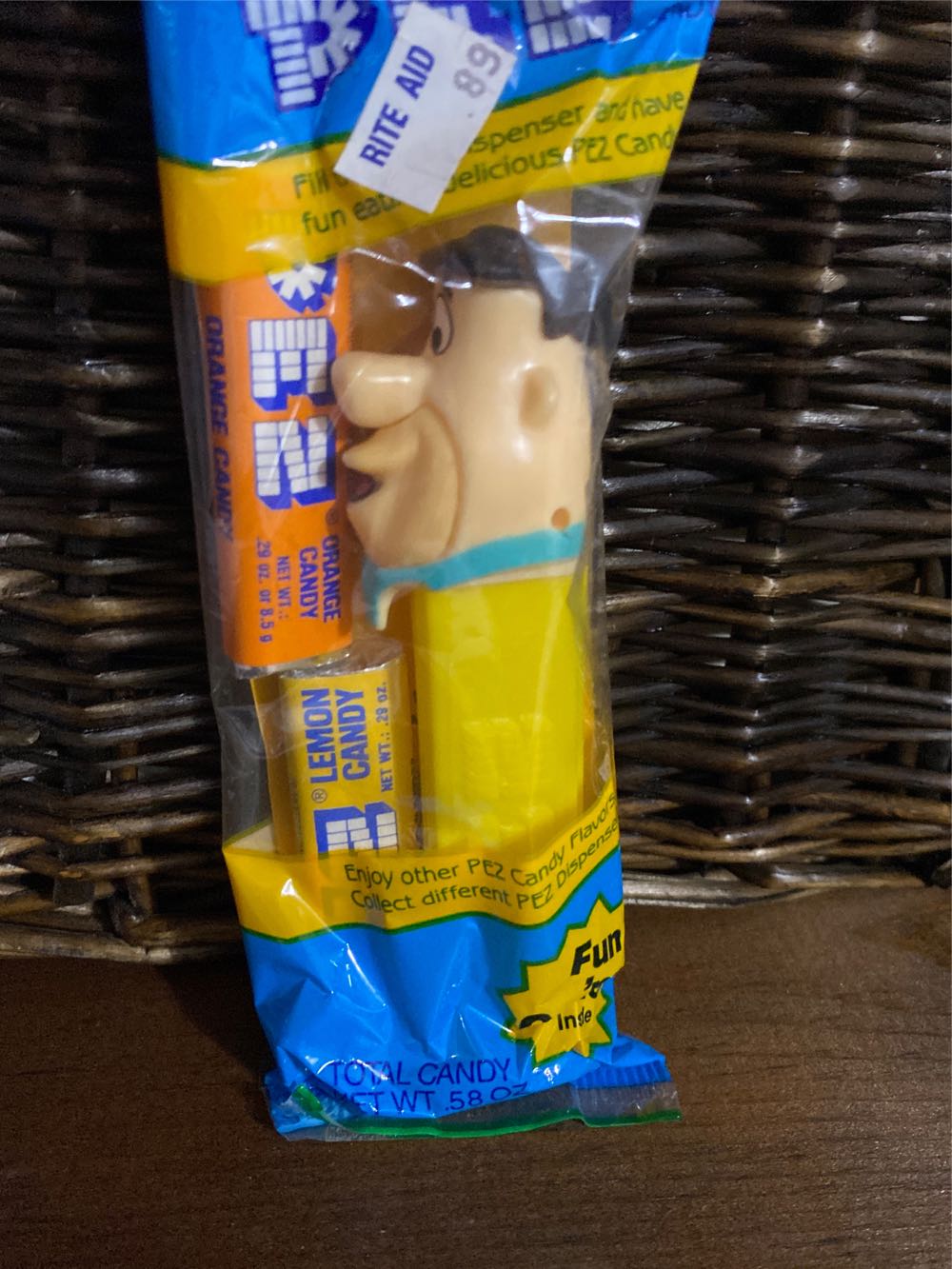 Flintstones - Fred Flintstone - The Flintstones pez collectible - Main Image 3